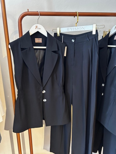 Summer Live Suit Takım