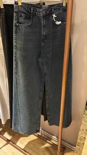 Wide Leg Jean